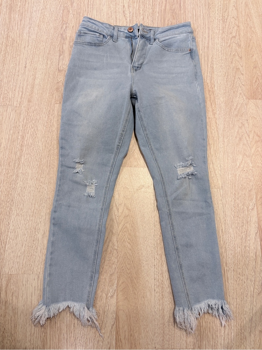 Light Blue Distressed Women's Jeans with Frayed Hem